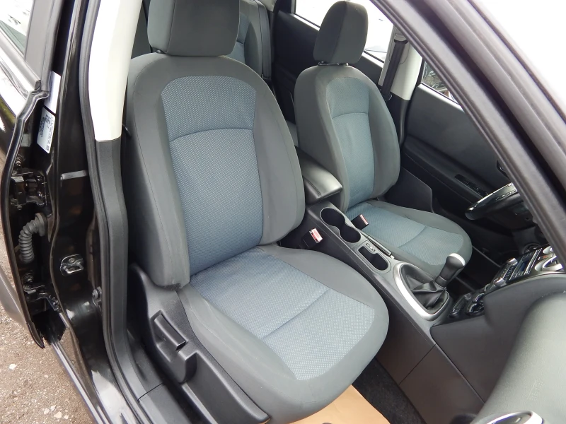 Nissan Qashqai 1.6i* BRC* ПЕРФЕКТНА* , снимка 16 - Автомобили и джипове - 53456045