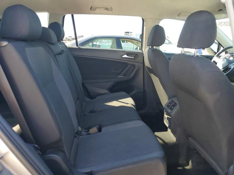 VW Tiguan 2.0L 4 FRONT WHEEL DRIVE | Mobile.bg � ����������� 12