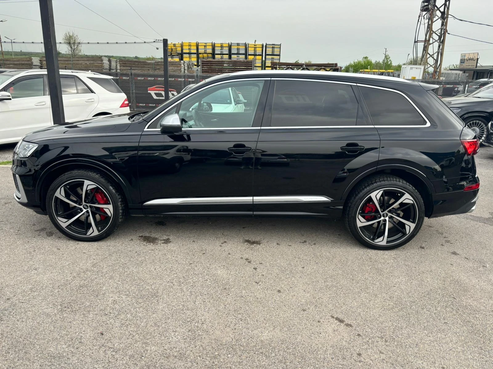 Audi SQ7 PANO* Distr* MATRIX* Head Up* Bose* 360* 435к.с - изображение 3