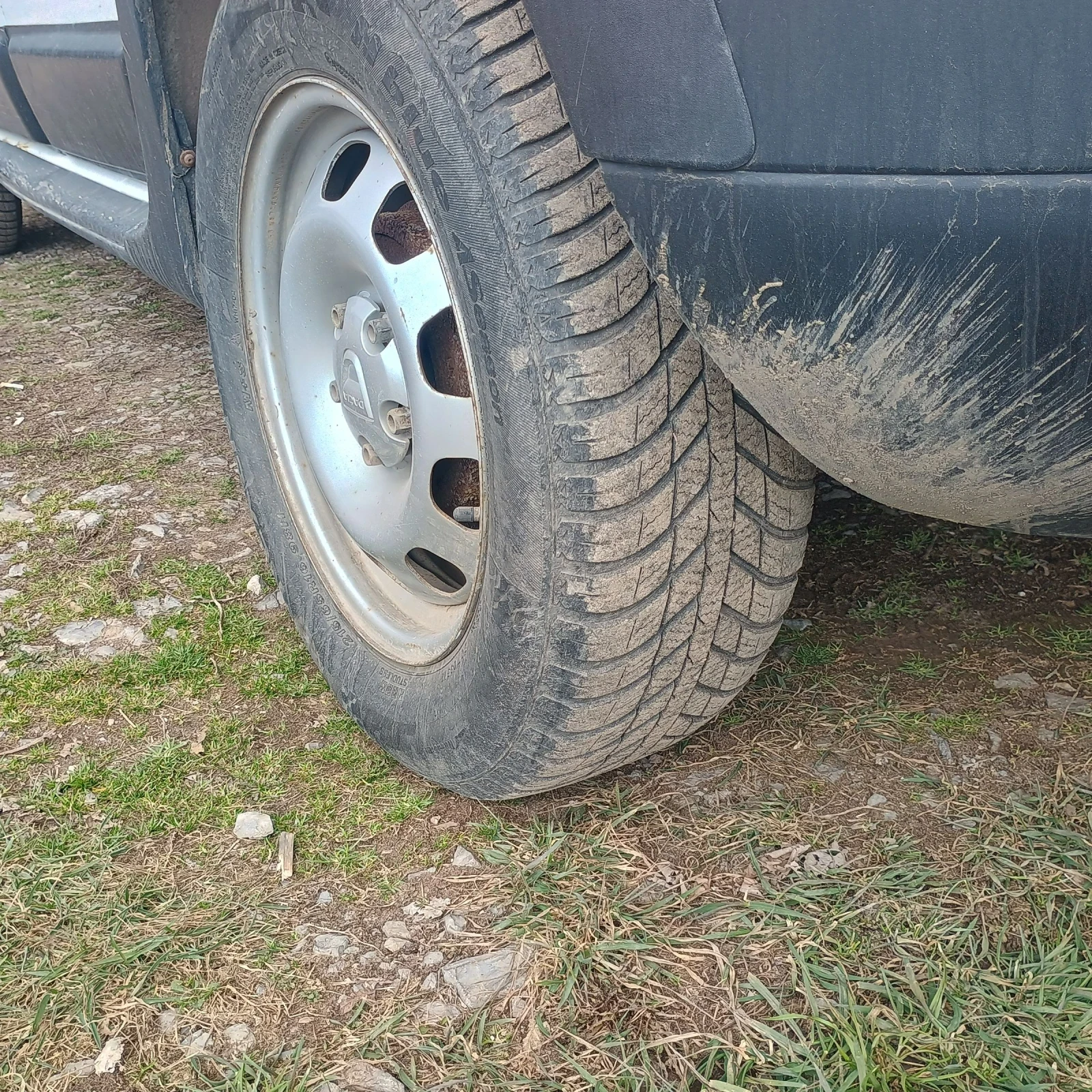 Dacia Duster 4?4 ���-������ | Mobile.bg � ����������� 11