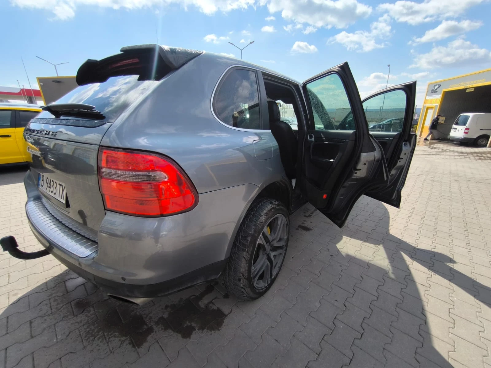 Porsche Cayenne S - изображение 9