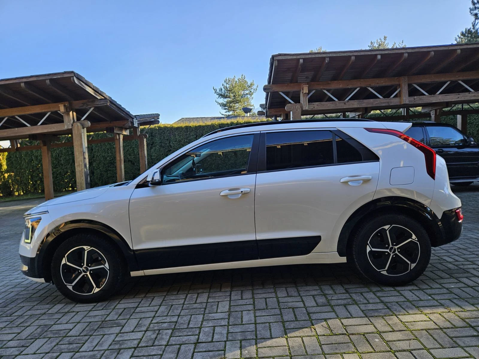 Kia Niro 1.6 GDI Hybrid, снимка 3 - Автомобили и джипове - 52793431