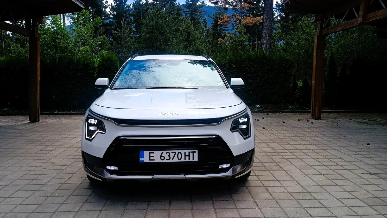 Kia Niro 1.6 GDI HEV SG2, снимка 2 - Автомобили и джипове - 54631867