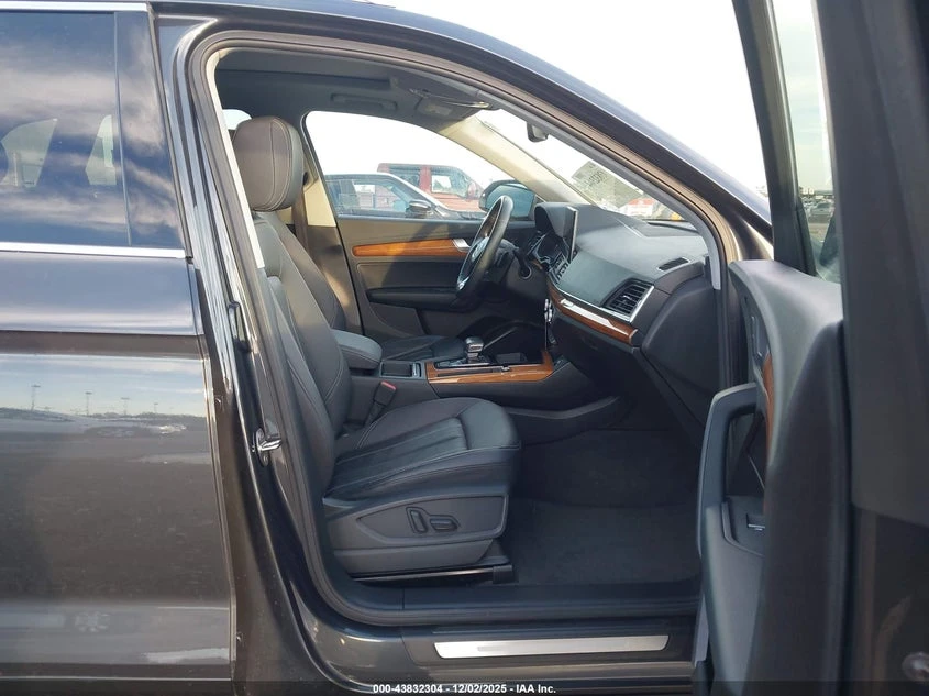 Audi Q5 2l Premium 45 Tfsi Quattro S Tronic, снимка 5 - Автомобили и джипове - 53774101