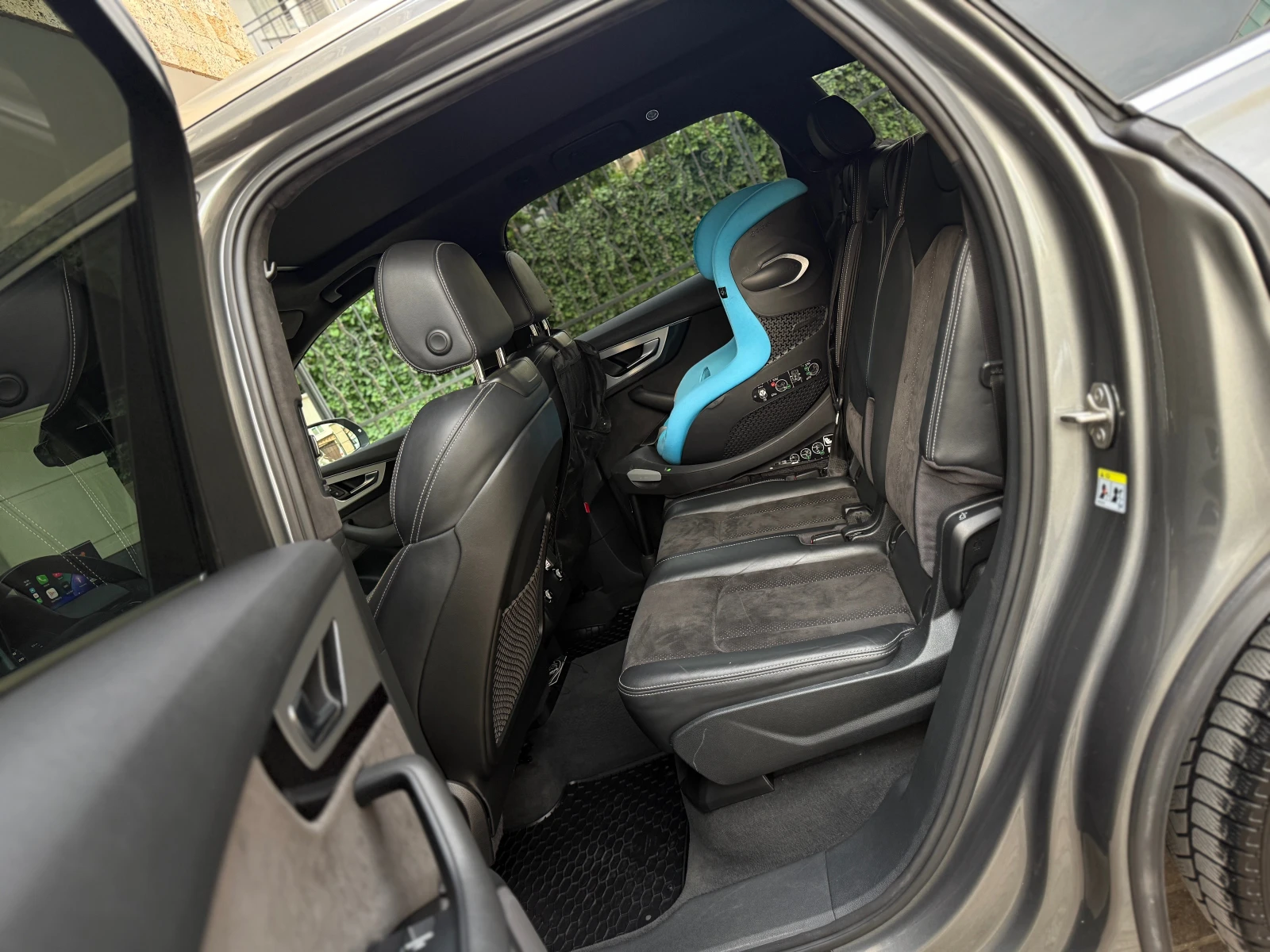 Audi Q7 3.0TDI* S-Line* Завиващ Мост* Доказуеми Км* , снимка 9 - Автомобили и джипове - 54619311