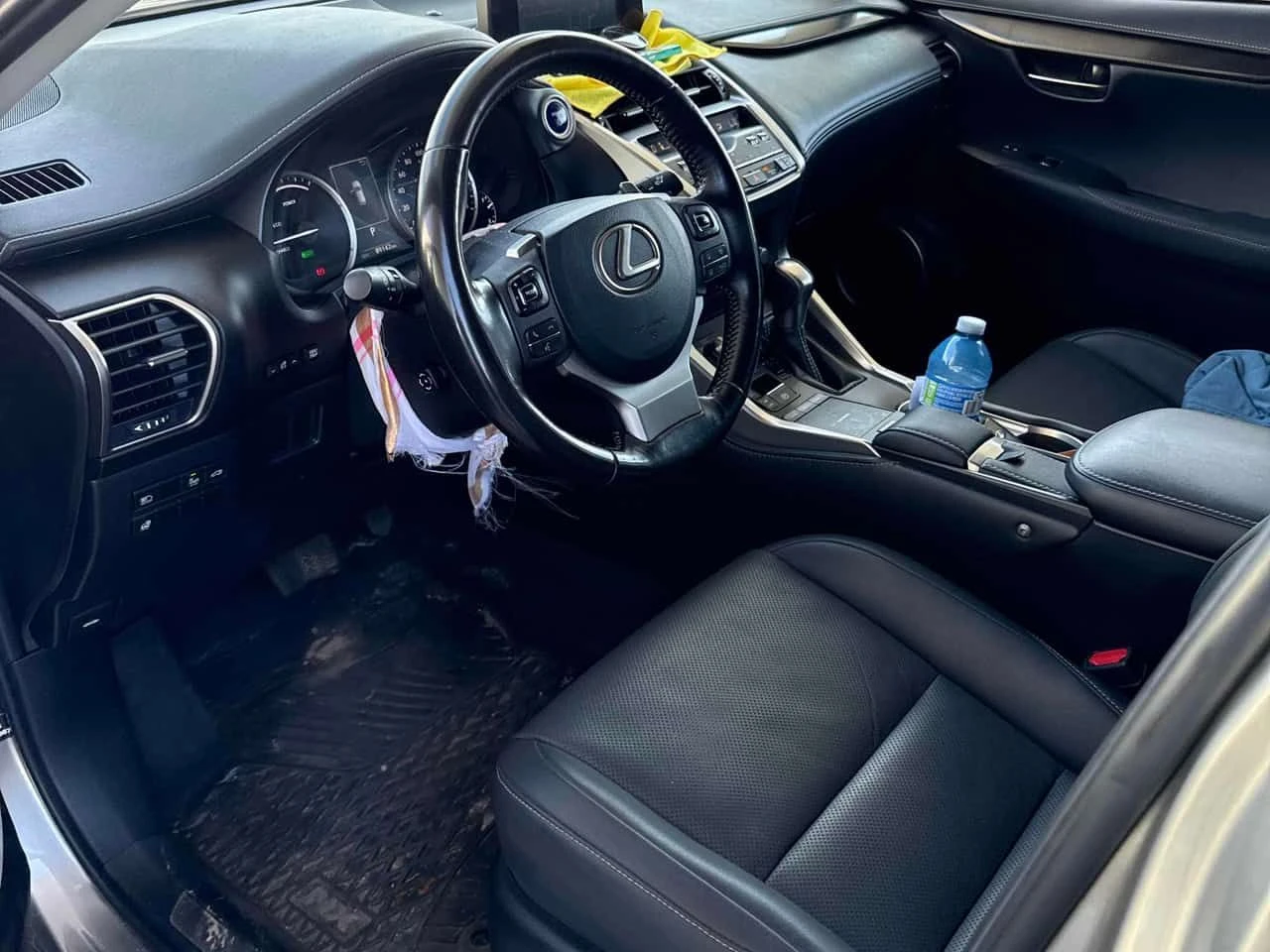 Lexus NX 300h AWD  CARFAX, снимка 5 - Автомобили и джипове - 54700936