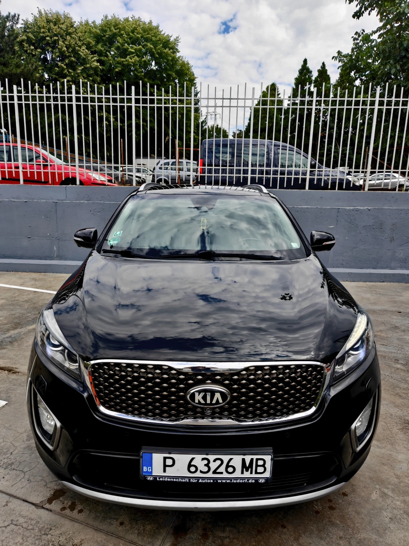 Kia Sorento Executive , снимка 3 - Автомобили и джипове - 55397545