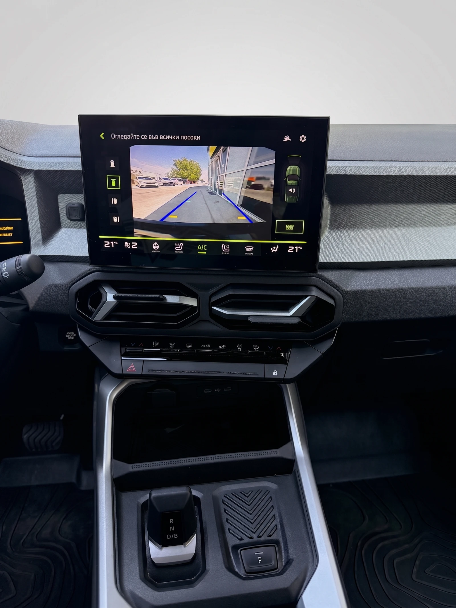 Dacia Bigster Journey Hybrid 155, снимка 8 - Автомобили и джипове - 55801251