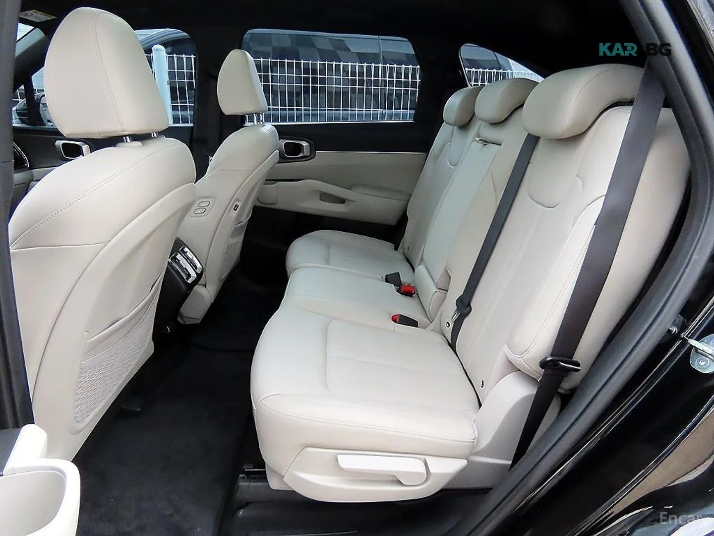 Kia Sorento PRESTIGE* ОБДУХВАНЕ* ДИСТРОНИК* LANE* ASSIST* , снимка 6 - Автомобили и джипове - 56274183