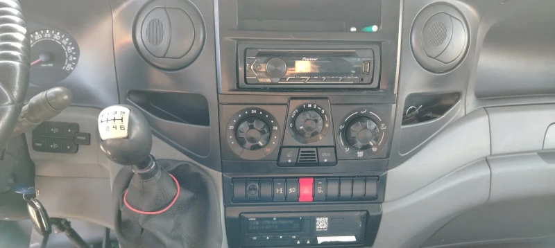 Iveco 35c15, снимка 11 - Бусове и автобуси - 53599697