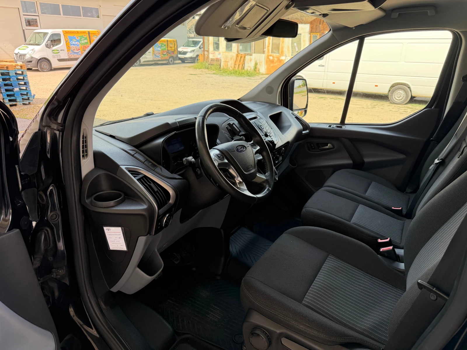 Ford Transit Custom 2.2 ДИЗЕЛ ТОП СЪСТОЯНИЕ!, снимка 7 - Бусове и автобуси - 55873309