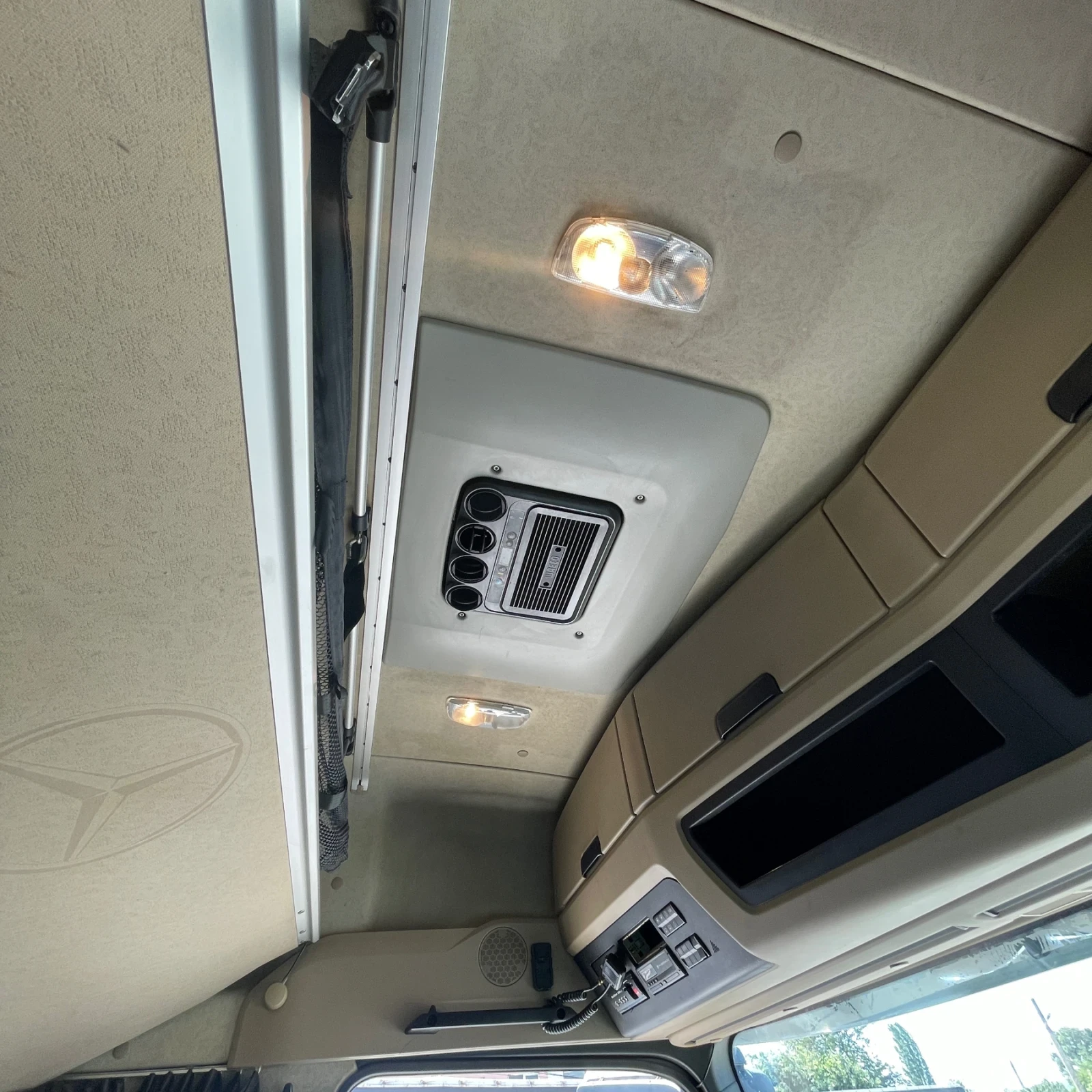 Mercedes-Benz Actros 1845, EURO 6 - изображение 9