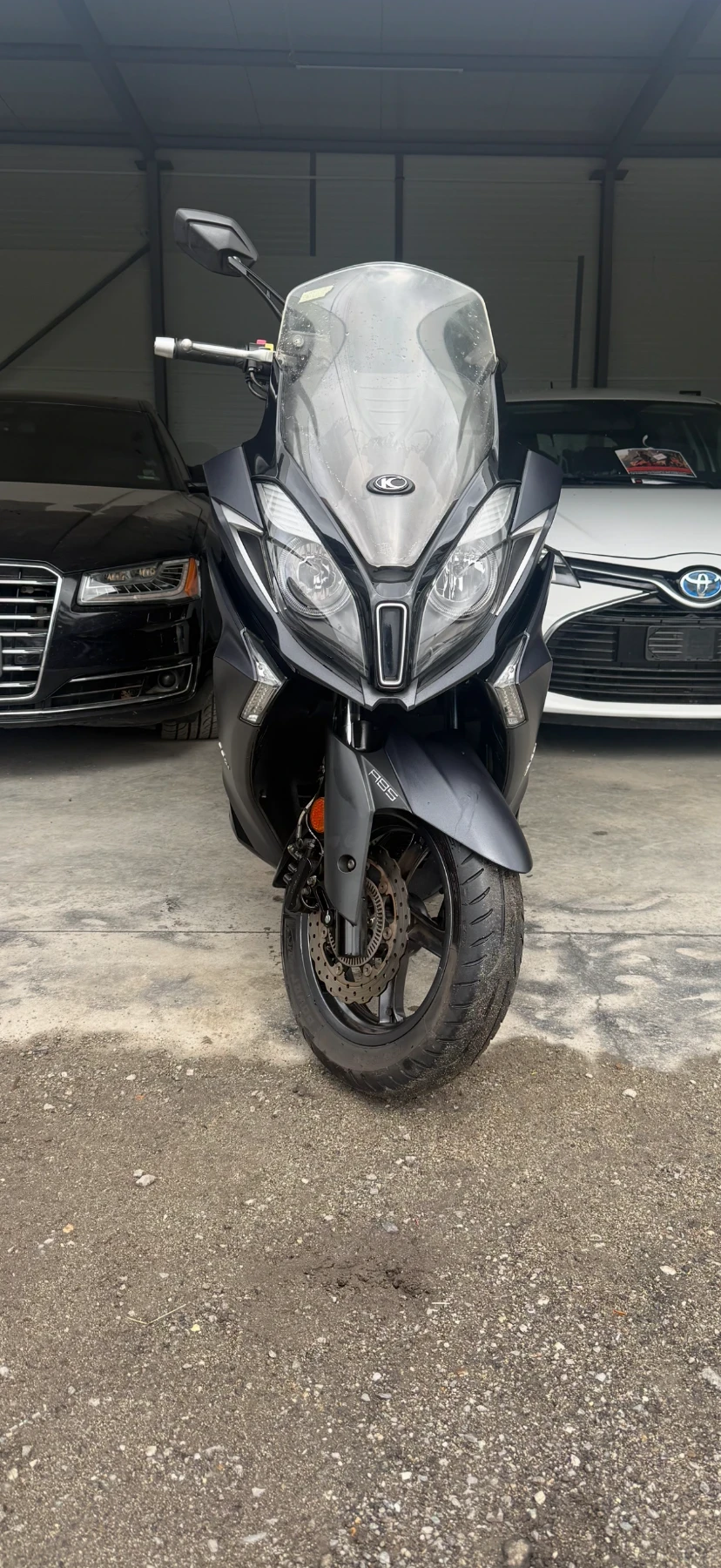 Kymco Downtown 350i ABS-2017г., снимка 2 - Мотоциклети и мототехника - 54081292