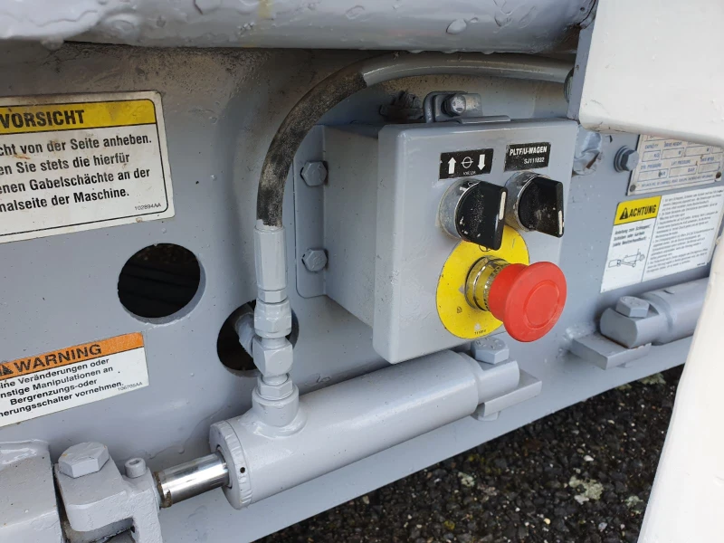 Автовишка Друга марка SKYJACK SJ 4626E, снимка 13 - Индустриална техника - 51524522