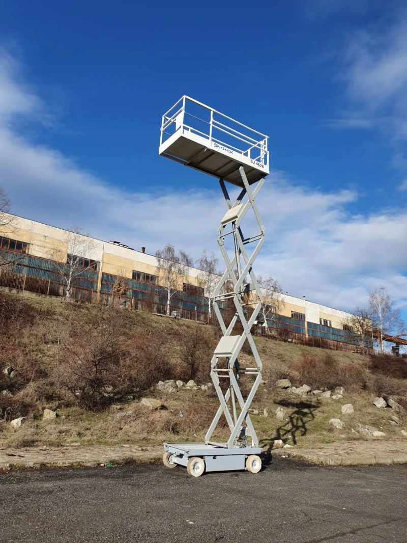 Автовишка Друга марка SKYJACK SJ 4626E, снимка 9 - Индустриална техника - 51524522