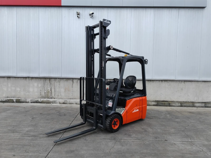 Електрокар Linde електрически, снимка 4 - Индустриална техника - 53245590