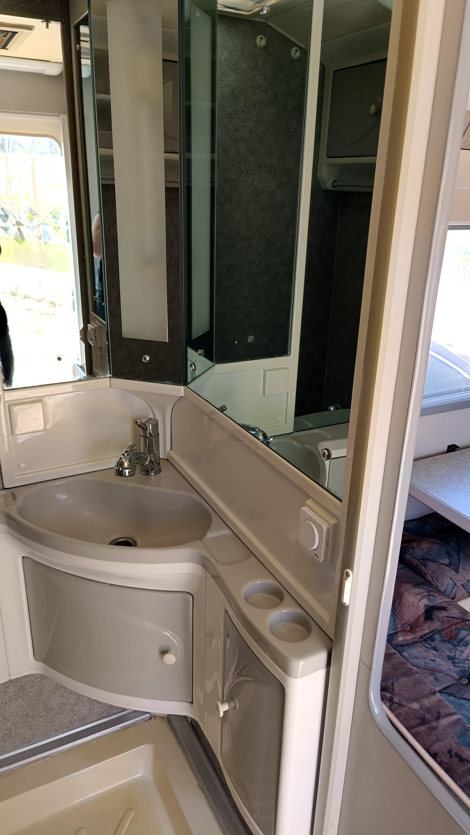 �������� Beyerland Vitesse 460 MD | Mobile.bg � ����������� 12