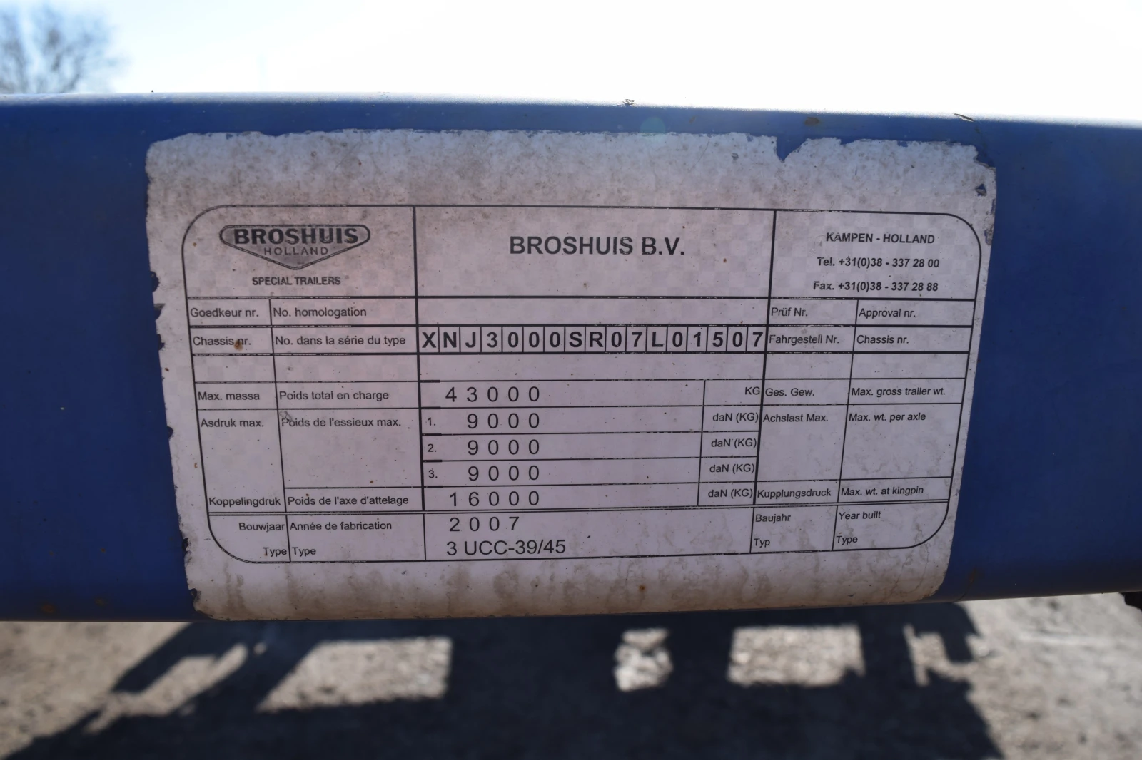  Broshuis 3  39 45  | Mobile.bg   3