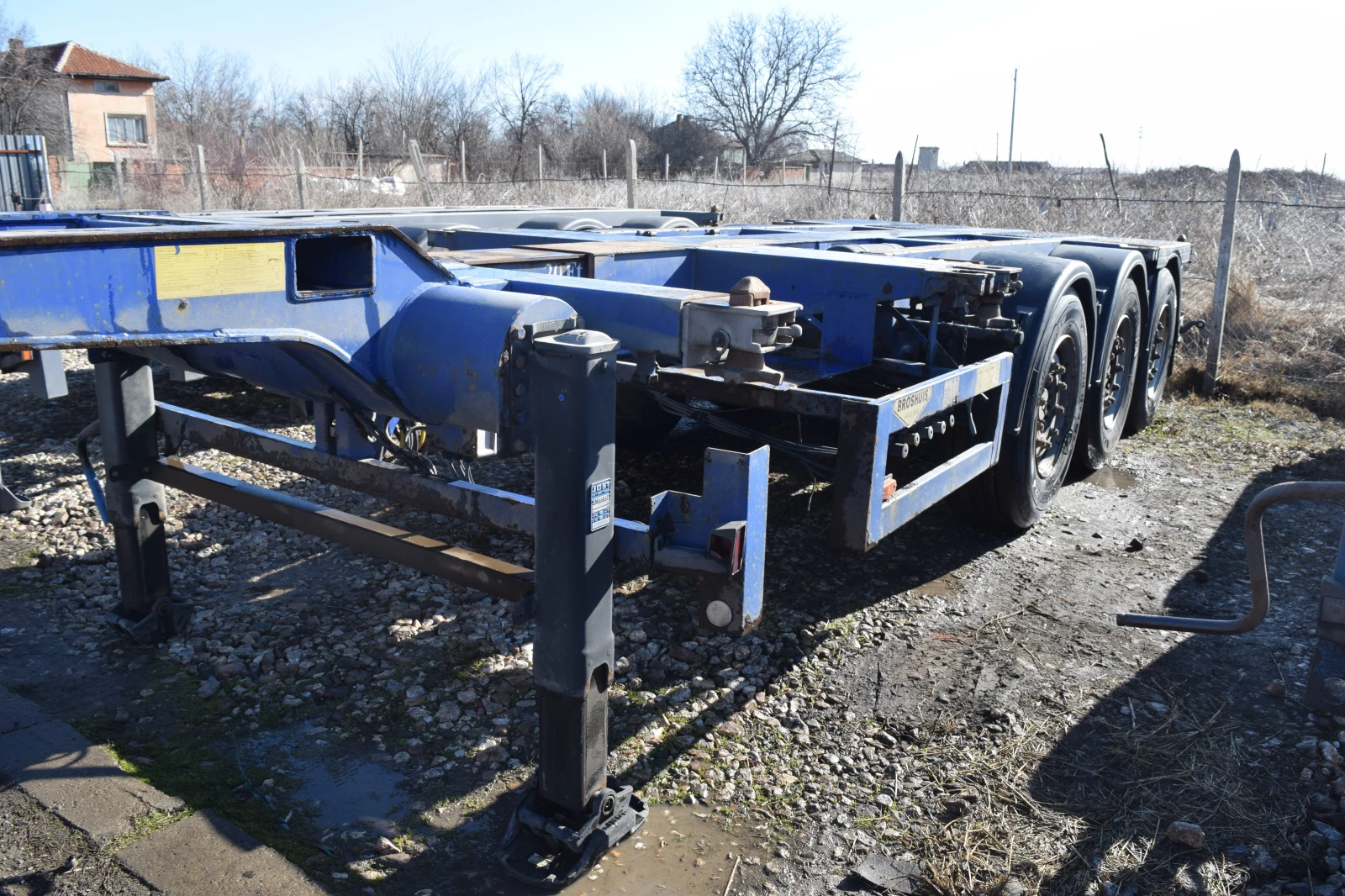  Broshuis 3  39 45  | Mobile.bg   11