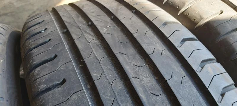 Гуми Летни 215/55R17, снимка 5 - Гуми и джанти - 33173218