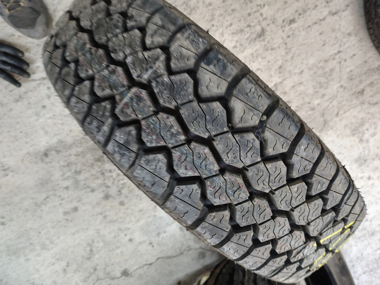  205/80R14 | Mobile.bg   1