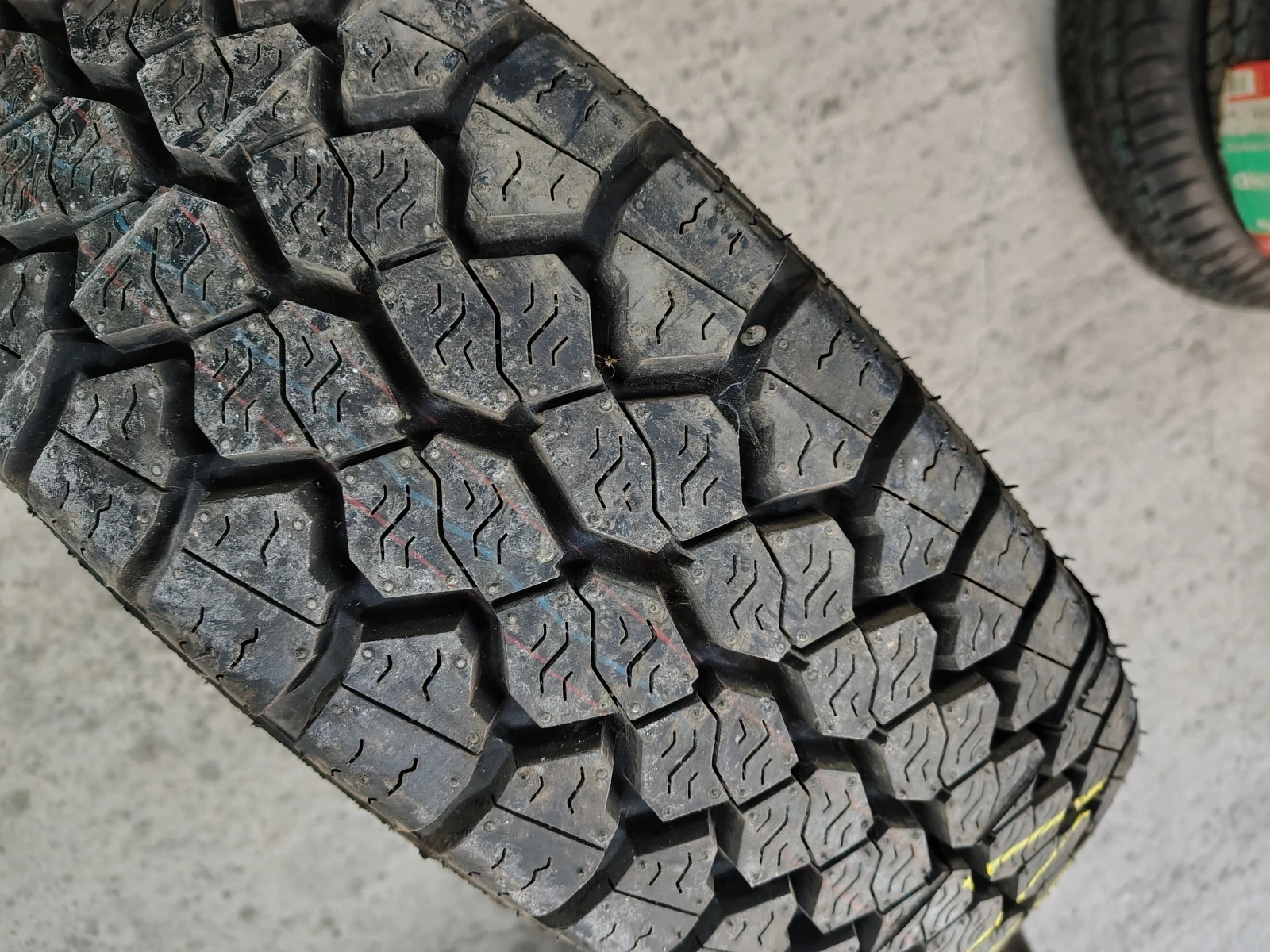  205/80R14 | Mobile.bg   2