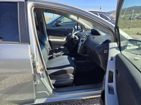 Toyota Yaris 1.3i АВТОМАТИК, снимка 9