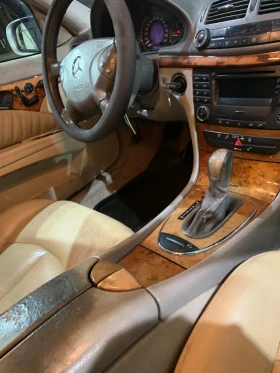Mercedes-Benz E 220 2200, снимка 5