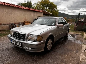 Обява за продажба на Mercedes-Benz C 180 ~3 299 лв. - изображение 1