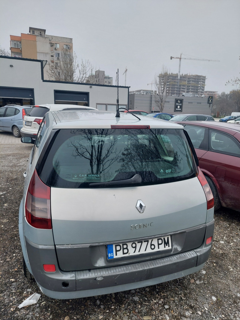 Renault Grand scenic, снимка 3 - Автомобили и джипове - 46009488
