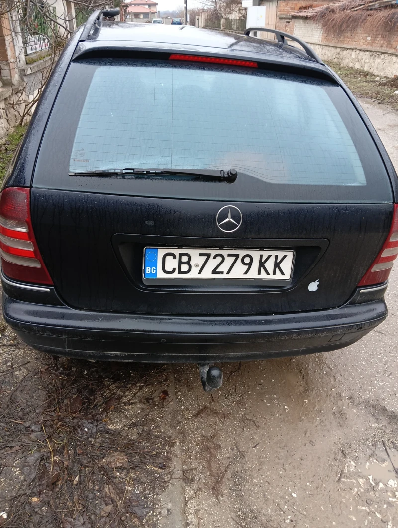 Mercedes-Benz C 220 Фейслифт, снимка 6 - Автомобили и джипове - 49157066