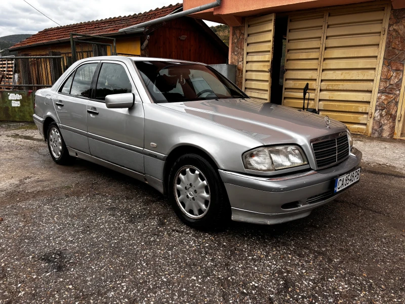 Mercedes-Benz C 180