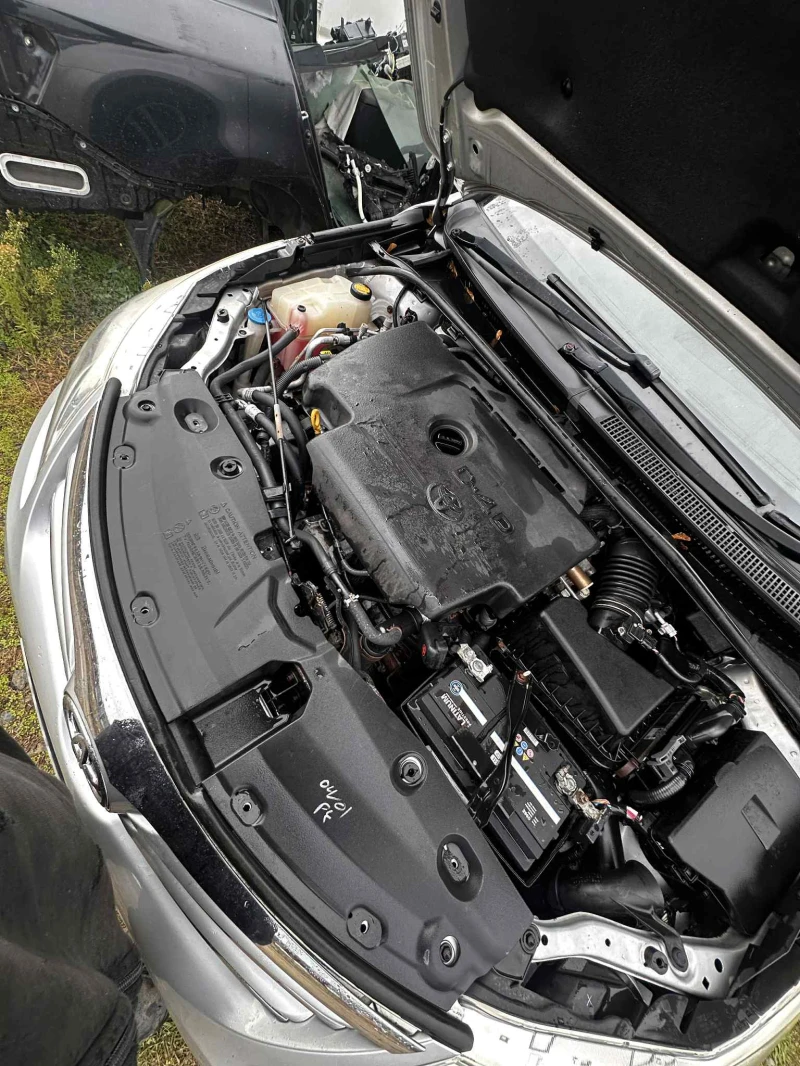 Toyota Avensis 2.0 D-4D 124 к.с.   НА ЧАСТИ, снимка 7 - Автомобили и джипове - 52557081