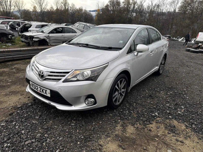 Toyota Avensis 2.0 D-4D 124 к.с.   НА ЧАСТИ, снимка 6 - Автомобили и джипове - 52557081
