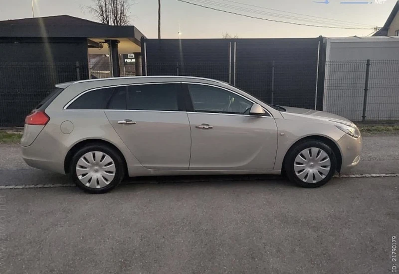 Opel Insignia 2.0 163ps Bixenon, снимка 7 - Автомобили и джипове - 52892243