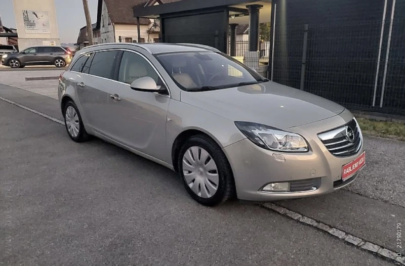 Opel Insignia 2.0 163ps Bixenon, снимка 2 - Автомобили и джипове - 52892243