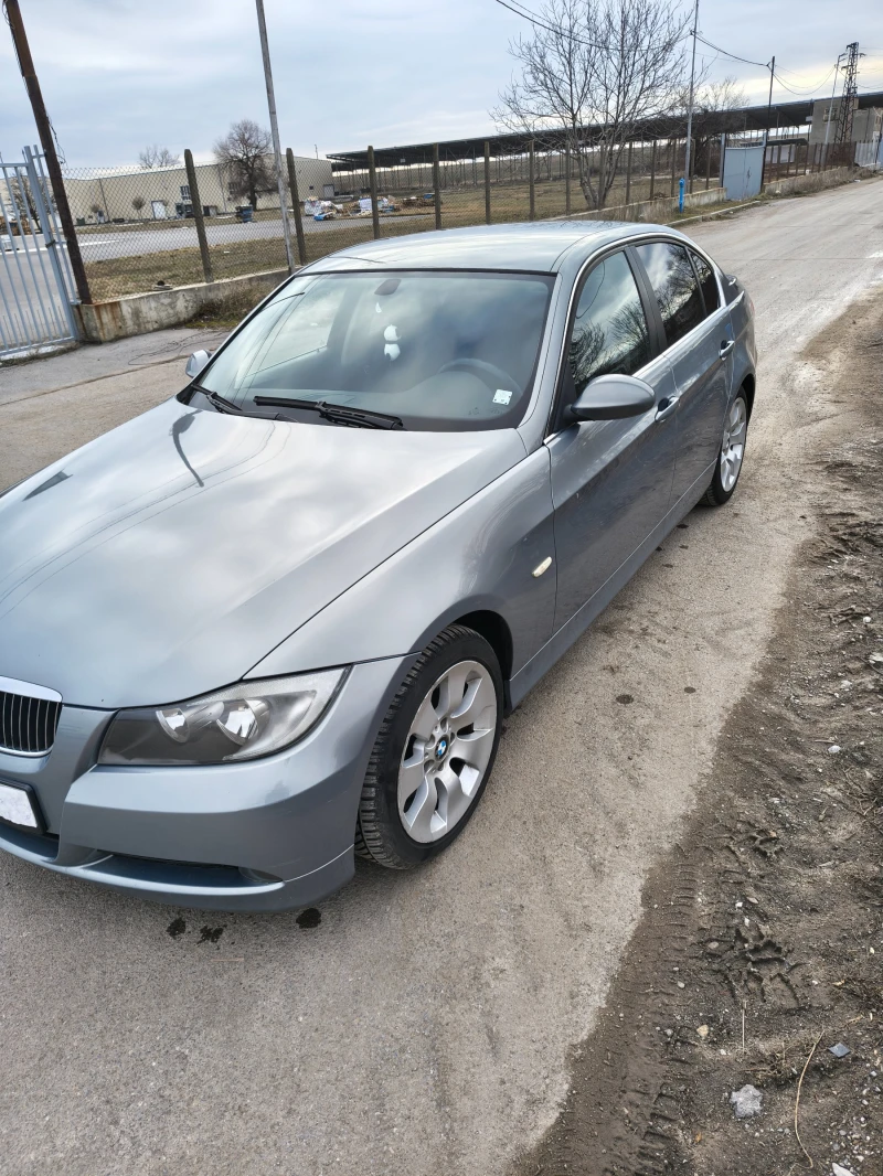 BMW 330    IX, снимка 7 - Автомобили и джипове - 53290026