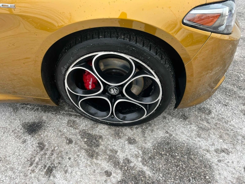 Alfa Romeo Giulia Veloce С РЕГИСТРАЦИЯ & АВТО КРЕДИТ , снимка 9 - Автомобили и джипове - 53382769