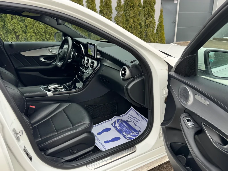 Mercedes-Benz C 200 AMG/7G-Tronic/Burmester/Distronic/HeadUp/ШВЕЙЦАРИЯ, снимка 13 - Автомобили и джипове - 53406730