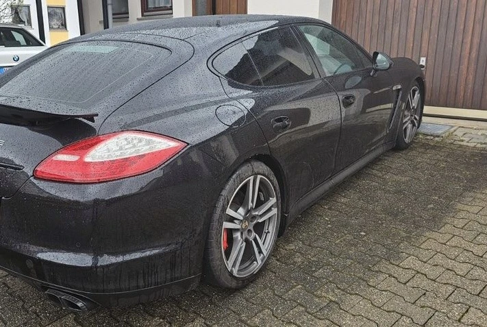 Porsche Panamera  - изображение 2