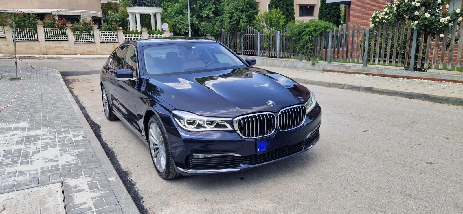 BMW 730 BMW 730d xDrive  2017 г.  95 000 км,   камера 360, снимка 1
