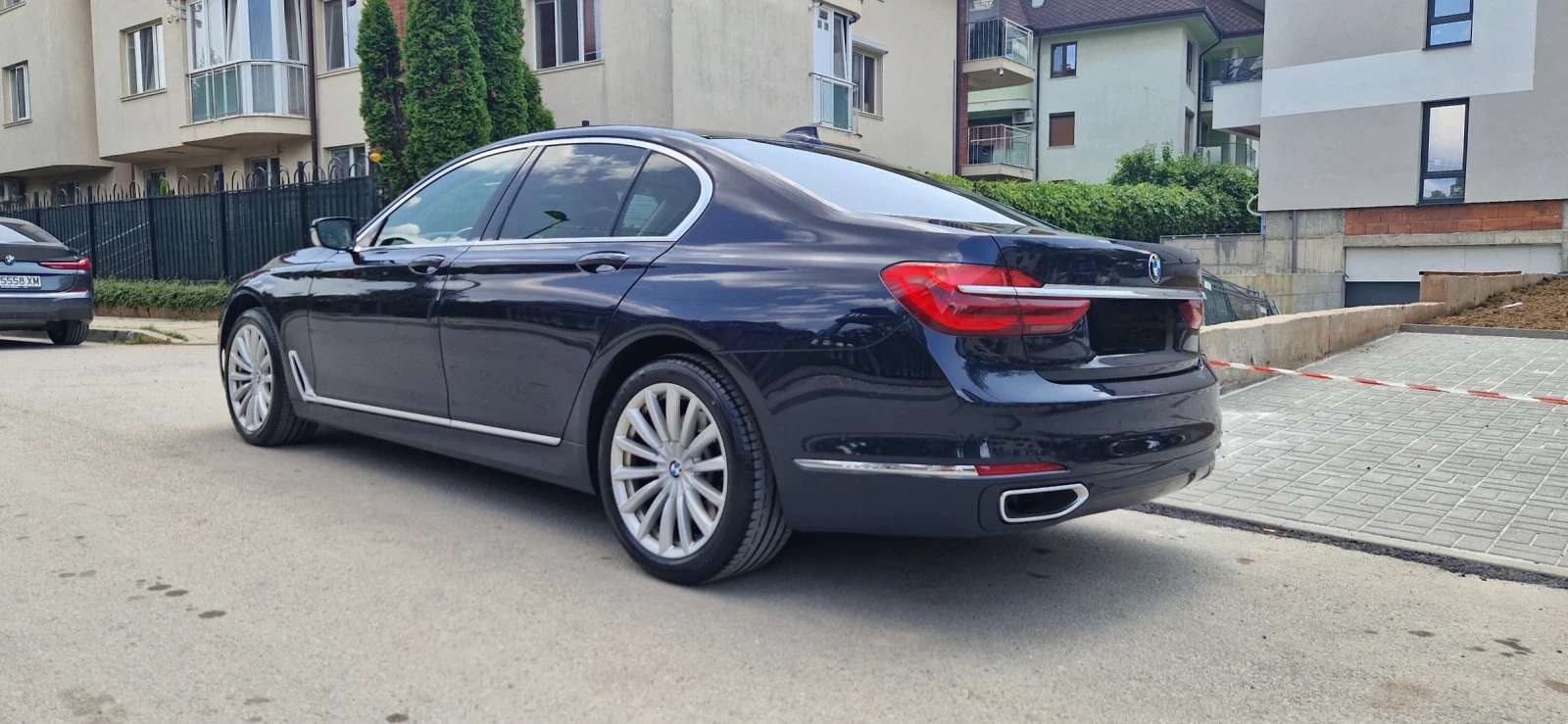 BMW 730 BMW 730d xDrive   2017 г.   80, 000 км   Камера 36 - изображение 4