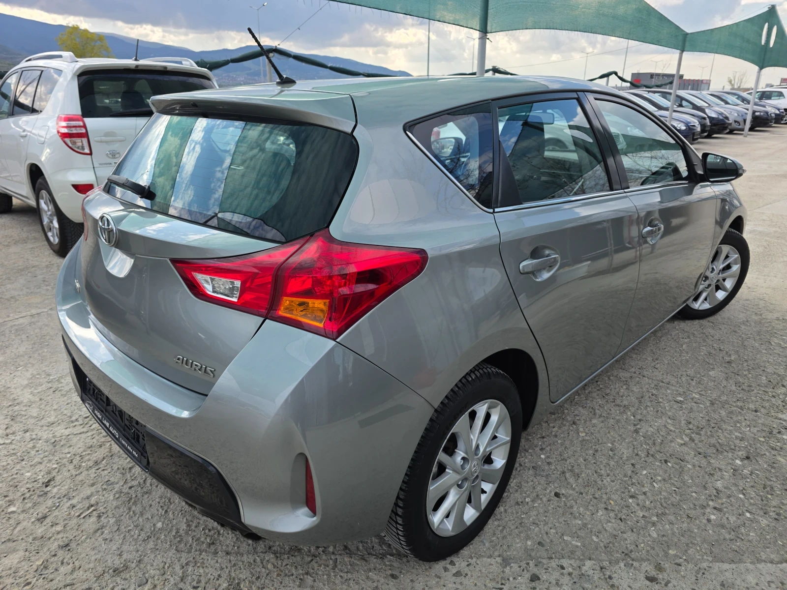 Toyota Auris 1.6 VVTI Камера Климатроник Евро 5 - изображение 4