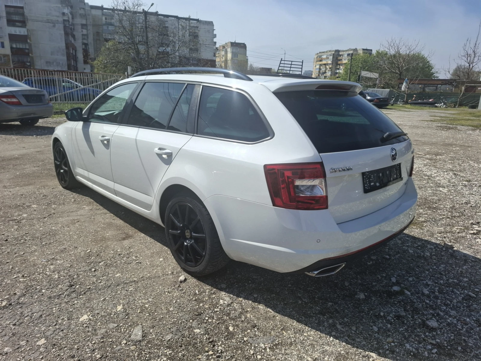Skoda Octavia VRS 2.0 TDi - изображение 7