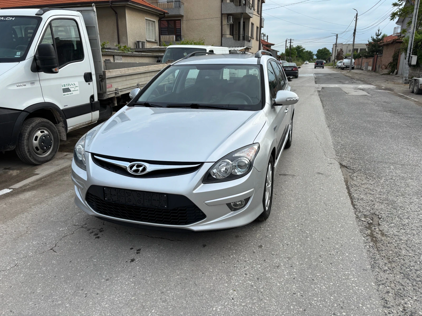 Hyundai I30 1.6 Бензин - изображение 8