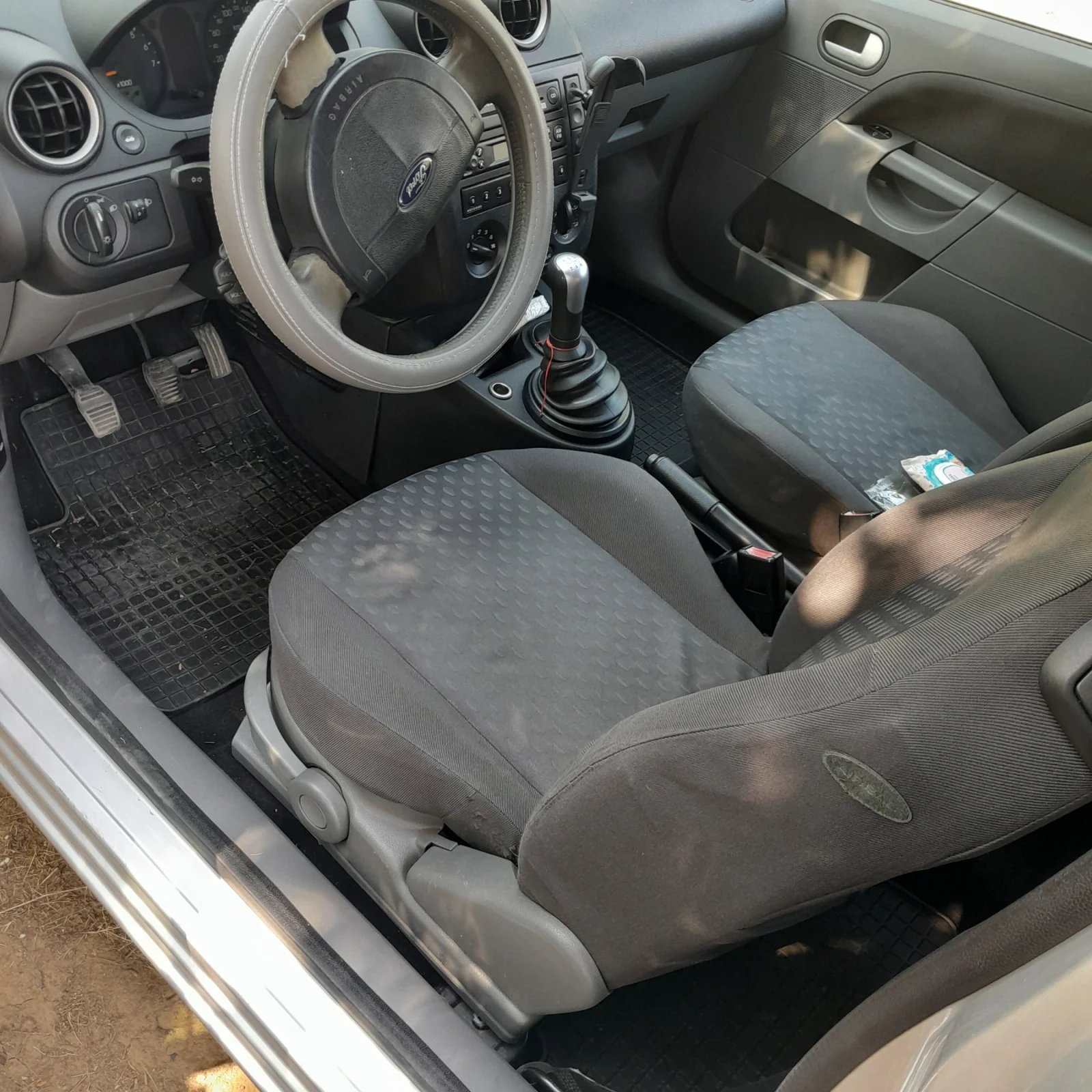 Ford Fiesta  - изображение 2
