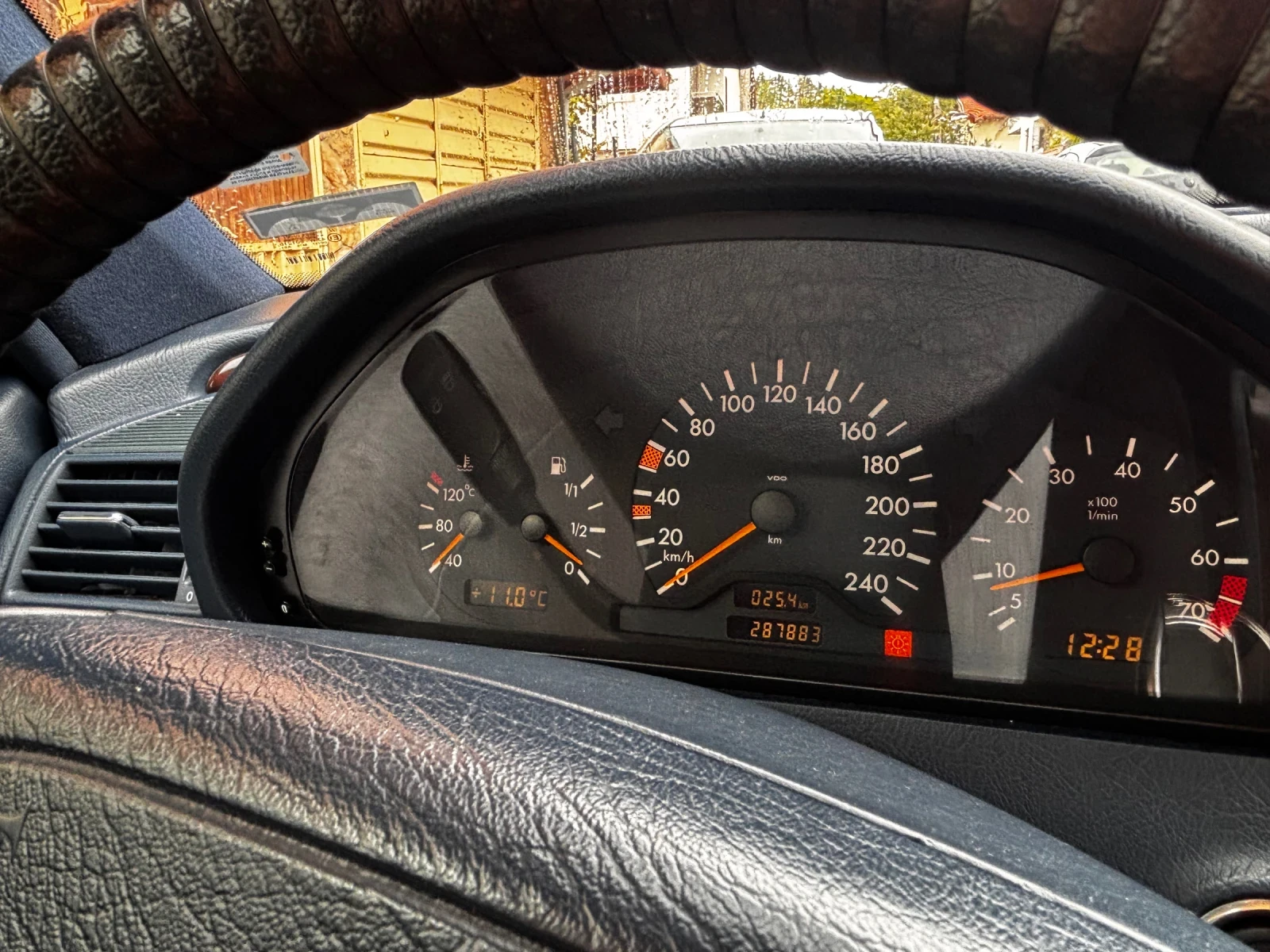 Mercedes-Benz C 180 | Mobile.bg   6