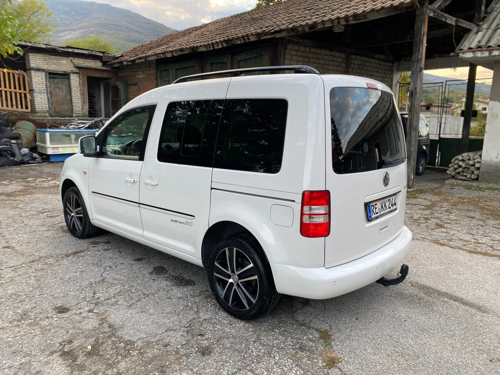VW Caddy EDITION 30 FULL - изображение 5