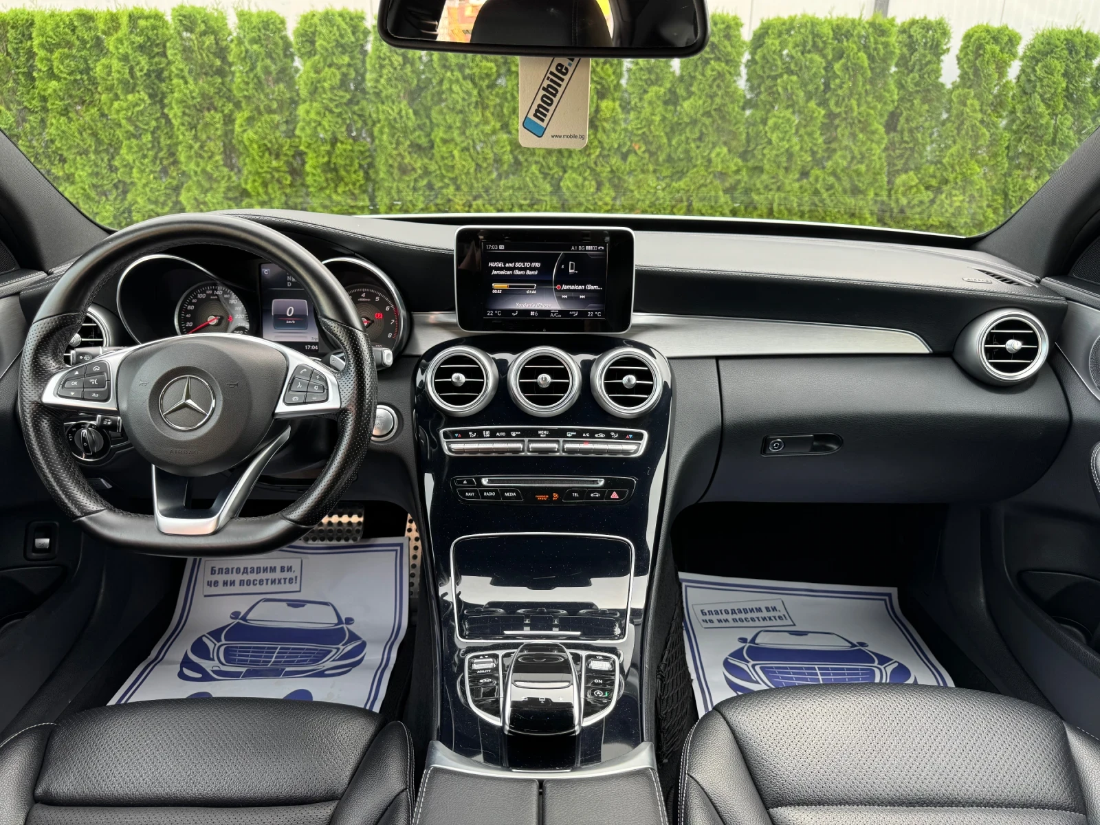 Mercedes-Benz C 200 AMG/7G-Tronic/Burmester/Distronic/HeadUp/ШВЕЙЦАРИЯ, снимка 11 - Автомобили и джипове - 53406730