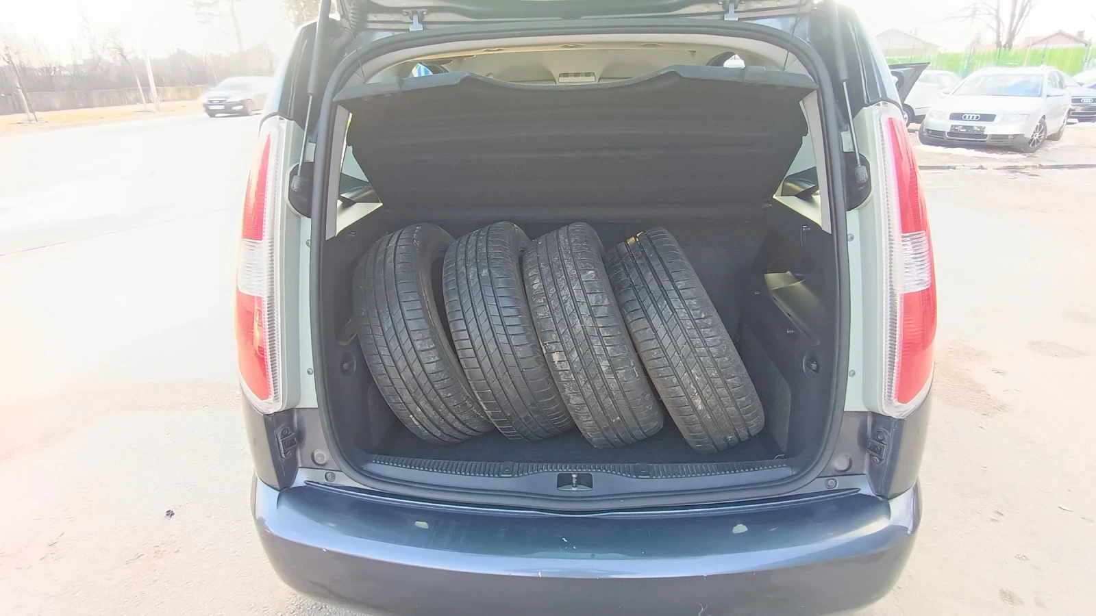 Skoda Roomster 1.9 TDI 105.k.s | Mobile.bg � ����������� 12